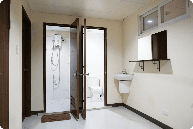 温水シャワーの画像